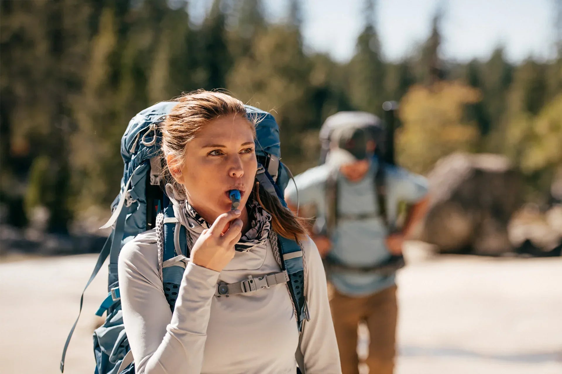 Bottle or bladder when hiking