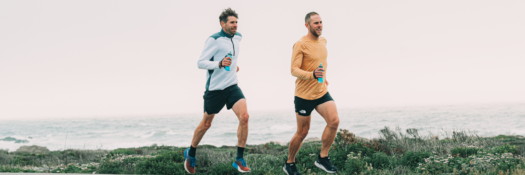 SkyFlask Speed: Flexible Handheld Hydration for Running